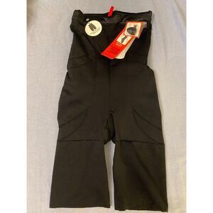 Spanx Mid-Thigh Bodysuit Shaper with Removable Butt Pads – Size M – Black (NWT)